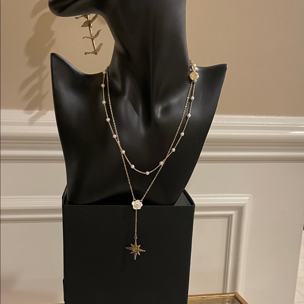 Elegant Chanel Gold and Pearl Accents Women's Charm Necklace